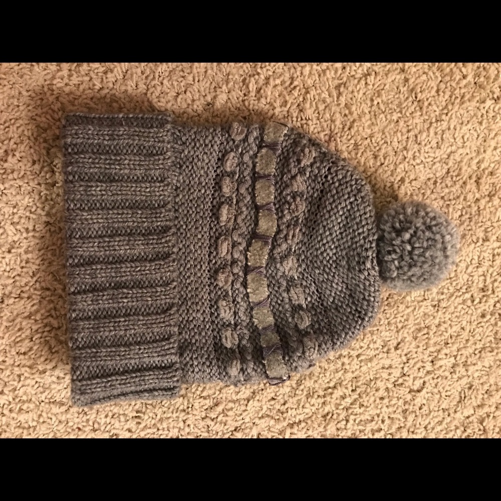Ralph Lauren pom pom hat
